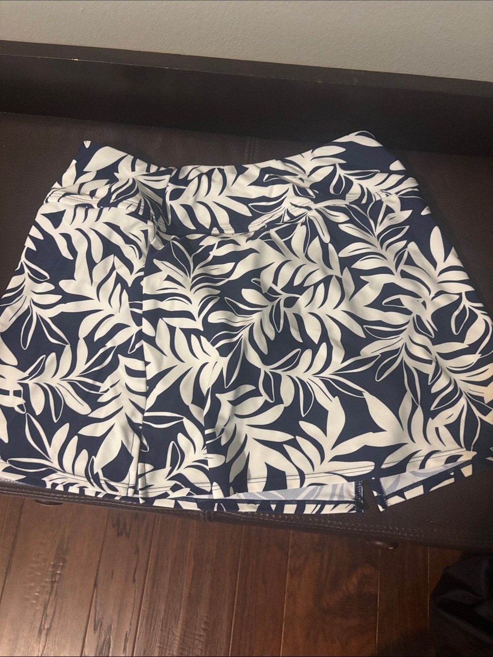 Hurley Navy and White Leaf-Print Athletic Shorts